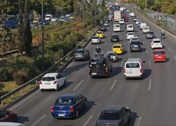 700.000 Έλληνες θα χάσουν τα αυτοκίνητά τους την επόμενη 5ετία λόγω «νέων κανονισμών περιβάλλοντος» Εξοντώνουν τους φτωχούς