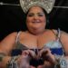 Η λεσβία DJ Barbara Butch που στη Σατανολυμπιάδα διακωμώδησε το Μυστικό Δείπνο υποδυόμενη το Χριστό διοργάνωσε μουσική παράσταση σε ναό στο Παρίσι.Επεισοδια.