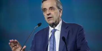 «Ερρίφθη ο κύβος» για το κόμμα Σαμαρά – «Έχω πάρει τις αποφάσεις μου» δήλωσε συγκινημένος