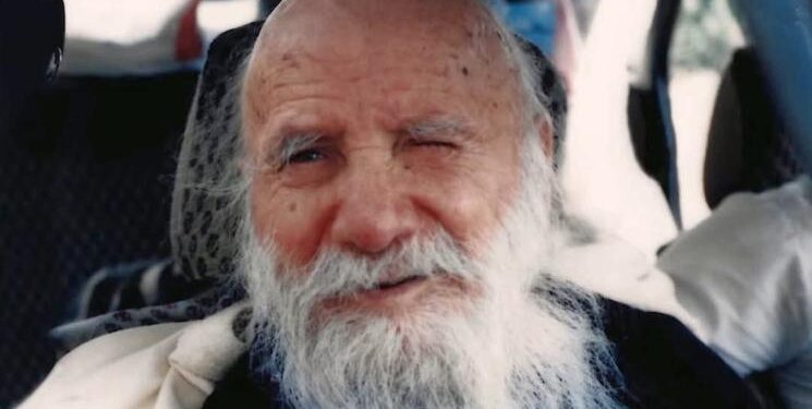Πάντοτε υπήρχαν και θα υπάρχουν οι αθέατοι στα μάτια των ανθρώπων ασκητές… Θα έρθει ημέρα όμως που θα αρθεί το χάρισμα της αορασίας…