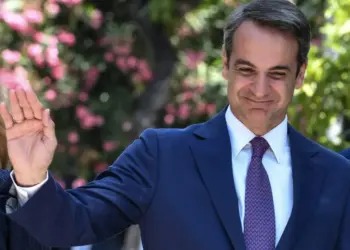 ΚΑΘΗΓΗΤΗΣ ΤΣΟΚΑΣ: Κύριε Μητσοτάκη!. Είστε ένας Πρωθυπουργός ΨΕΥΤΗΣ!