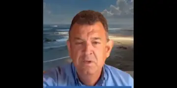 ΝΙΚΟΛΑΟΣ ΠΑΠΑΔΟΠΟΥΛΟΣ: ΚΑΤΩ ΤΑ ΧΕΡΙΑ ΑΠΟ ΤΑ ΠΑΙΔΙΑ ΜΑΣ. ΚΑΤΩ ΤΑ ΧΕΡΙΑ ΑΠΟ ΤΗΝ ΟΙΚΟΓΕΝΕΙΑ.