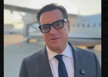Ο Άδωνις κατέγραφε με ειδικά γυαλιά όποιον τον πλησίαζε στην Λήμνο;