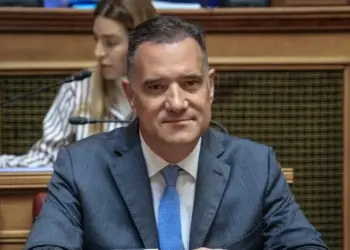 Στη φόρα τα ιατρικά μας μυστικά! Εγκρίθηκε το νομοσχέδιο για ελεύθερη πρόσβαση στα δεδομένα της υγείας μας