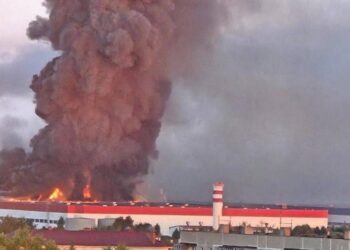 ΕΚΤΑΚΤΟ – 400 Ουκρανικά drones κατέστρεψαν τεράστιο εφοδιαστικό κέντρο στην Μόσχα