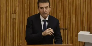 Μ. Χρυσοχοΐδης: Οι παλιές ταυτότητες ουσιαστικά δεν ισχύουν – Πρέπει να αλλάξουν όλοι ταυτότητες