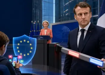 Δικαστικός κόλαφος για Macron και… Von der Leyen το μπλόκο στην απαγόρευση για τα social media των παιδιών