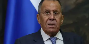 Λαβρόφ: «Οι Γερμανοί Θέλουν Ξανά-Μανά Πόλεμο»