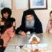Ο εξομολόγος , γέρος και σοφός ιερέας, εξομολογούσε. Ξαφνικά συνέβη κάτι περίεργο.
