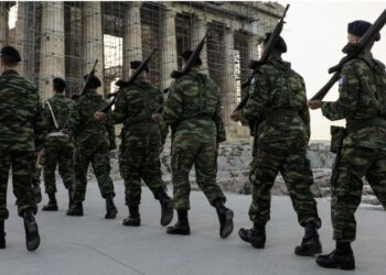 Χάντζος Φίλιππος: Αυτός είναι ο δικός σας στρατός !