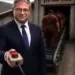 Ο Ισραηλινός Υπουργός Μπεν-Γκβιρ, δημοσίευσε βίντεο που δημιουργήθηκε από IA και δείχνει Παλαιστίνιους να στέλνονται σε σφαγείο μέσω βιομηχανικής γραμμής παραγωγής!