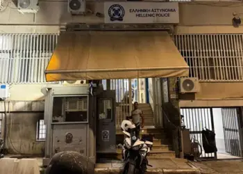Αφέθηκε ελεύθερο το ζευγάρι των γιατρών της Stem Cell όπου υπέστη ανακοπή ο Γιώργος Μαζωνάκης: Αποχώρησαν αμίλητοι, τι υποστήριξαν