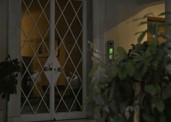 Το α΄είδωλο λαικής λατρείας. Θα δούμε και το Μαζώ με φωτοστέφανο όπως Μαραντόνα και Μάρλευ; Άλλο θέωση κι άλλο αποθέωση