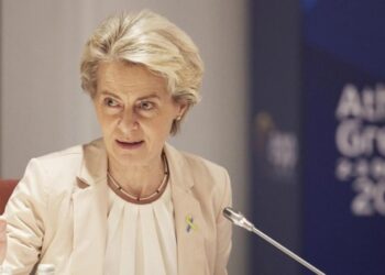 Η «διαβολική» Ούρσουλα σχεδιάζει να “βάλει χέρι” στις αποταμιεύσεις των Ελλήνων-Ευρωπαίων (βίντεο)
