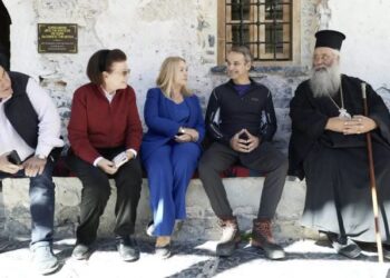 Παναγόπουλος Αλέξιος – Κυριάκος Μητσοτάκης σε μοναστήρια: Πολιτική συνέπεια η μία νέα Βαβέλ της εποχής μας;