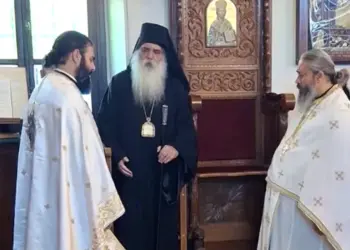 Μητροπολίτης Μόρφου: «Ἔτσι θὰ πορευτοῦμε ἀπὸ δῶ καὶ πέρα. Νὰ προσέχετε τοὺς μετανάστες»