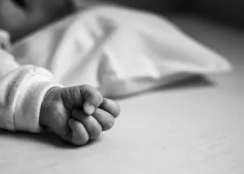 Φρίκη στην Ολλανδία – Για πρώτη φορά ευθανασία σε δίχρονο βρέφος!