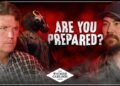 Τάκερ Κάρλσον: «Έσο Έτοιμος» – Προετοιμάσου για την «Ημέρα της Κρίσης», (Doomsday) – Τι Πρέπει να Κάνετε όταν Ξεσπάσει το Χάος – Ο Καιρός γαρ Εγγύς …